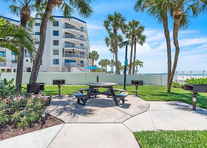 Dollar 107 Clearwater Beach